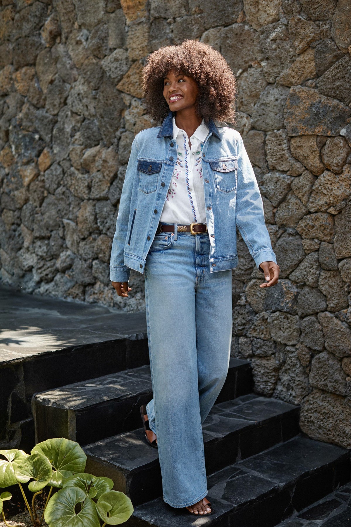 THE CLASSIC DENIM JACKET