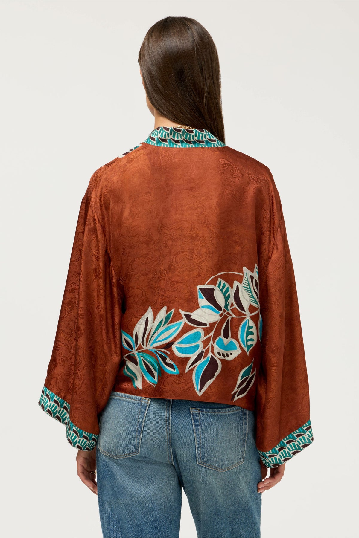 SHAKRI SHORT KIMONO