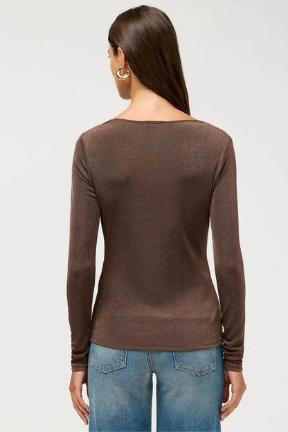 ANNAYAH V-NECK TOP