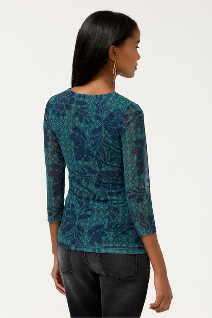 RUCHED BUTTON FRONT MESH TEE