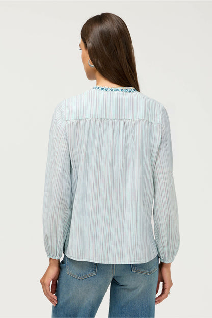 RELAXED SWING BLOUSE