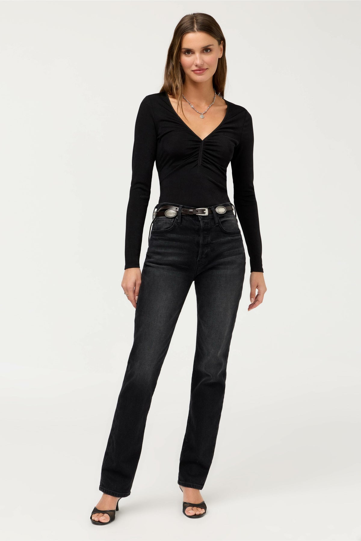 ANNAYAH V-NECK TOP