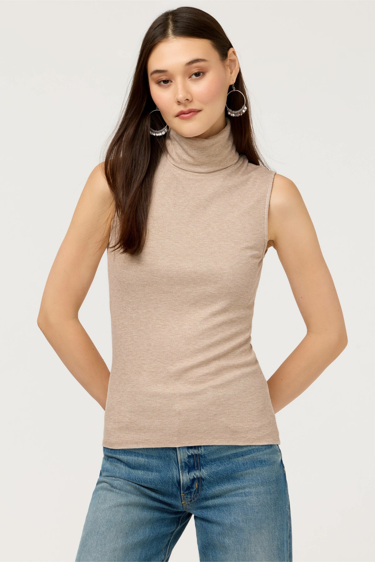 ESSENTIALS SOFT TOUCH METALLIC SLEEVELESS TURTLENECK