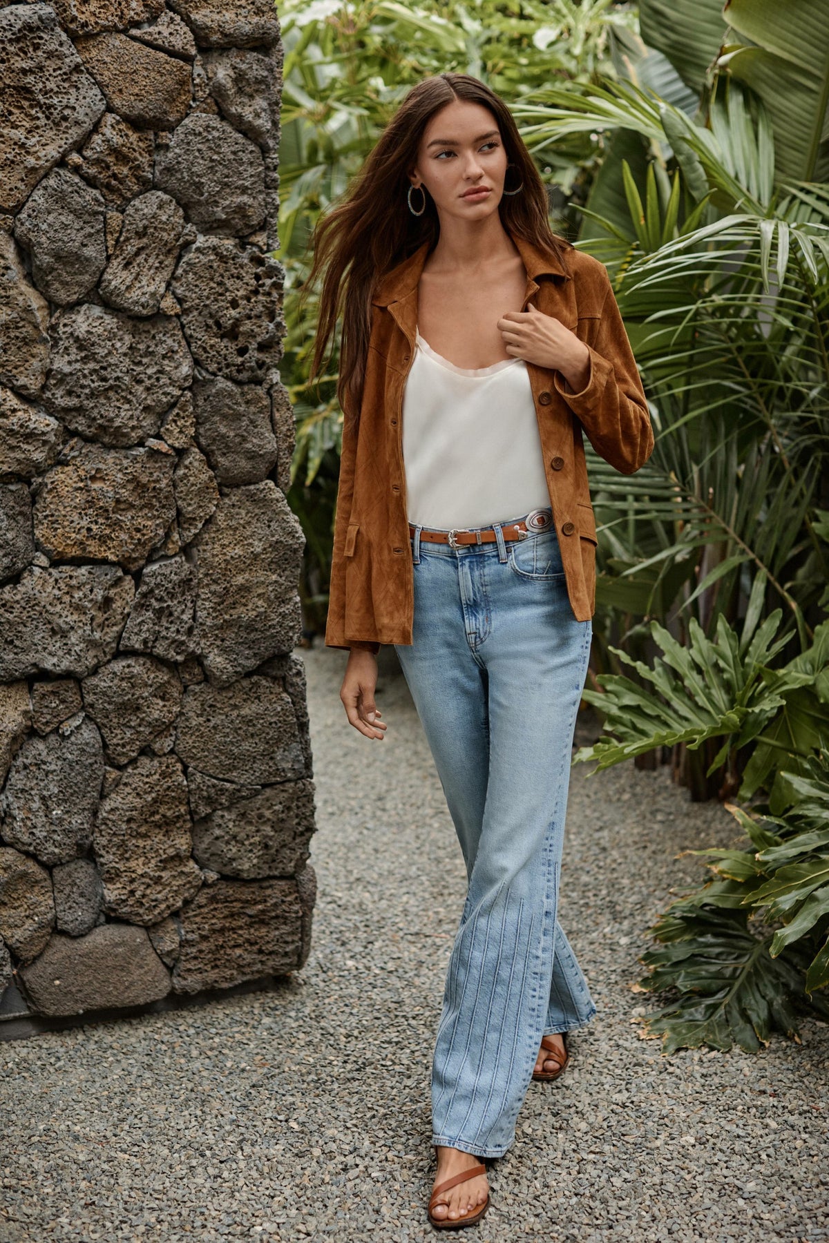 DAVADI PINTUCK FLARE JEAN