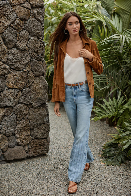 DAVADI PINTUCK FLARE JEAN