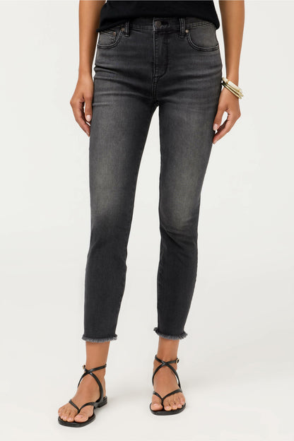 THE CROPPED SKINNY JEAN