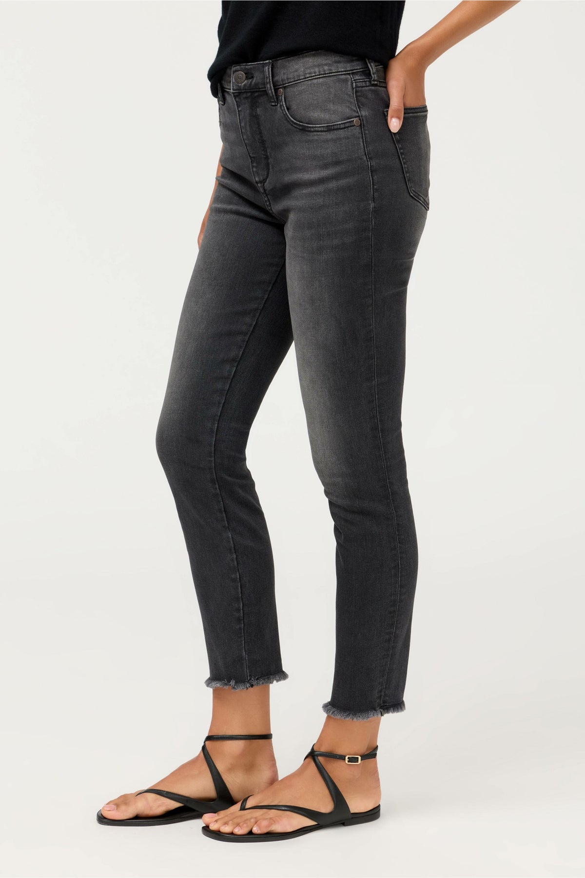THE CROPPED SKINNY JEAN