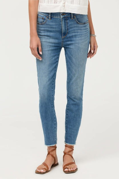 THE CROPPED SKINNY JEAN