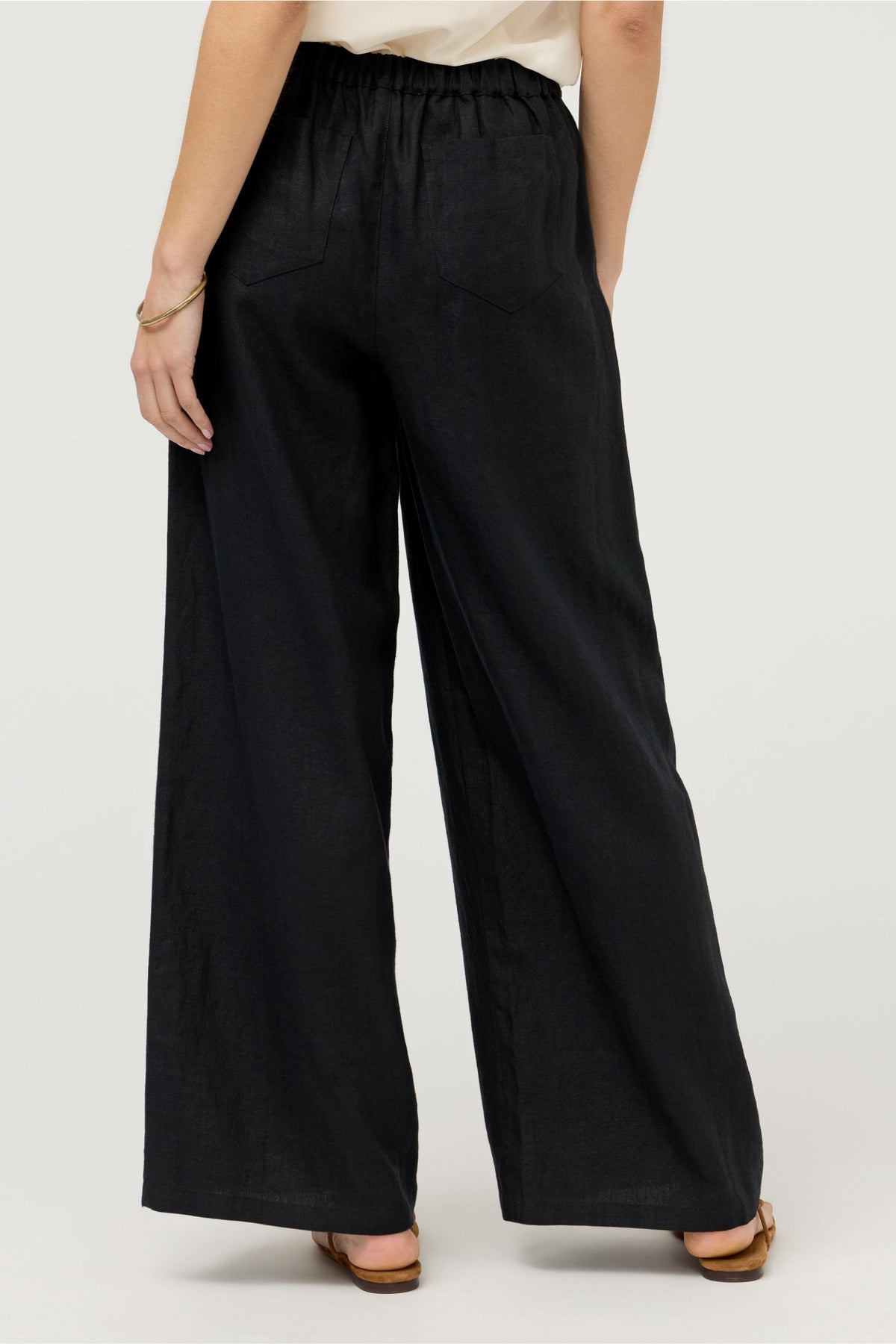 ZULLAH PINTUCK PANT