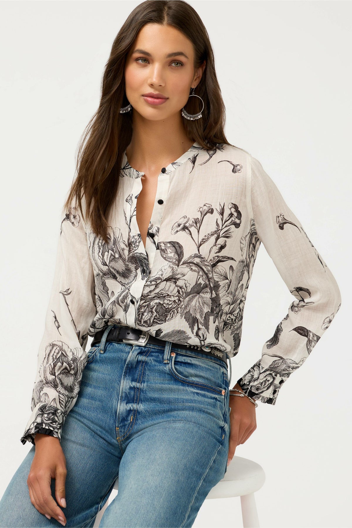 RUFFLE CUFF BLOUSE