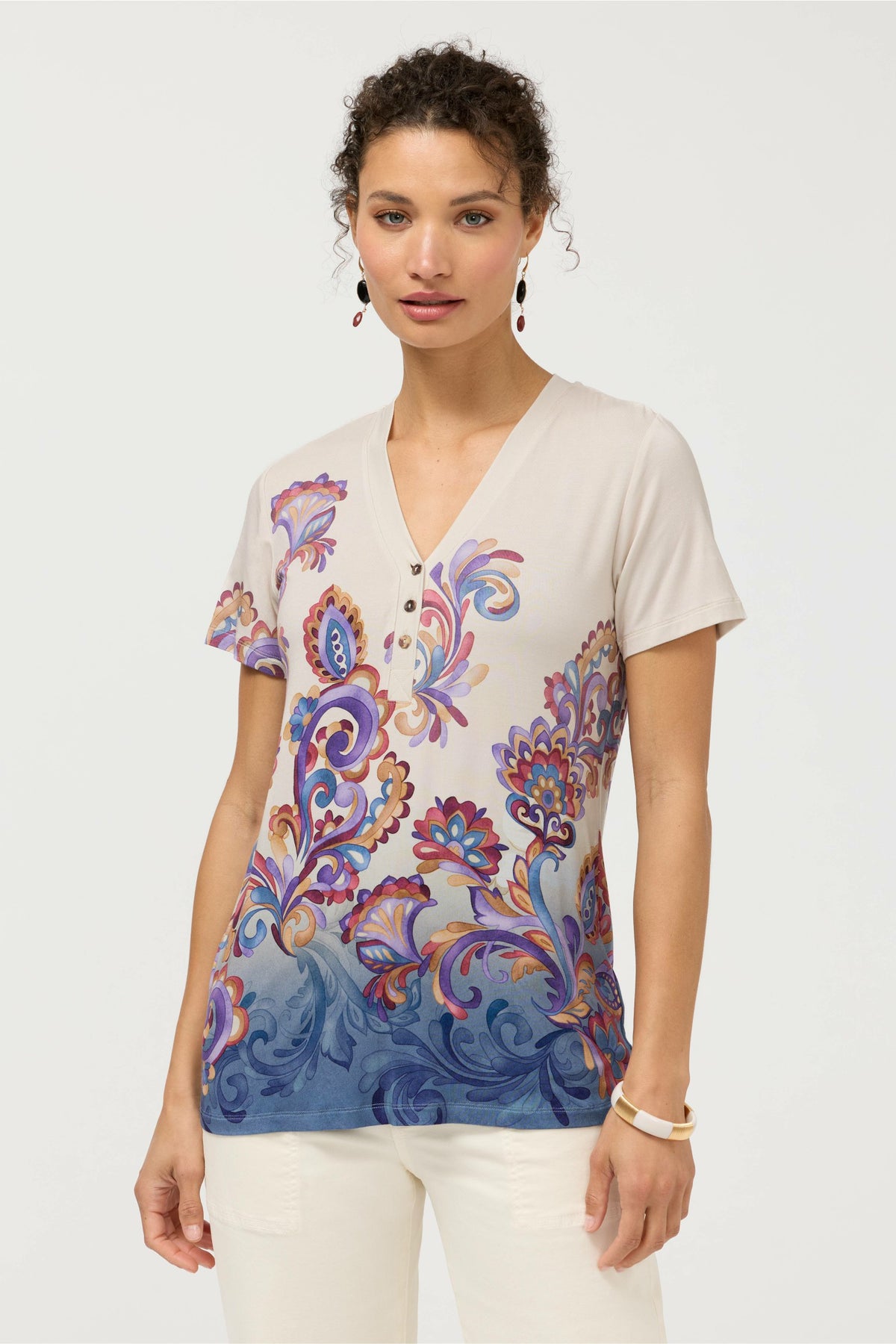 THE JANIE FAVORITE BUTTON NECK TEE