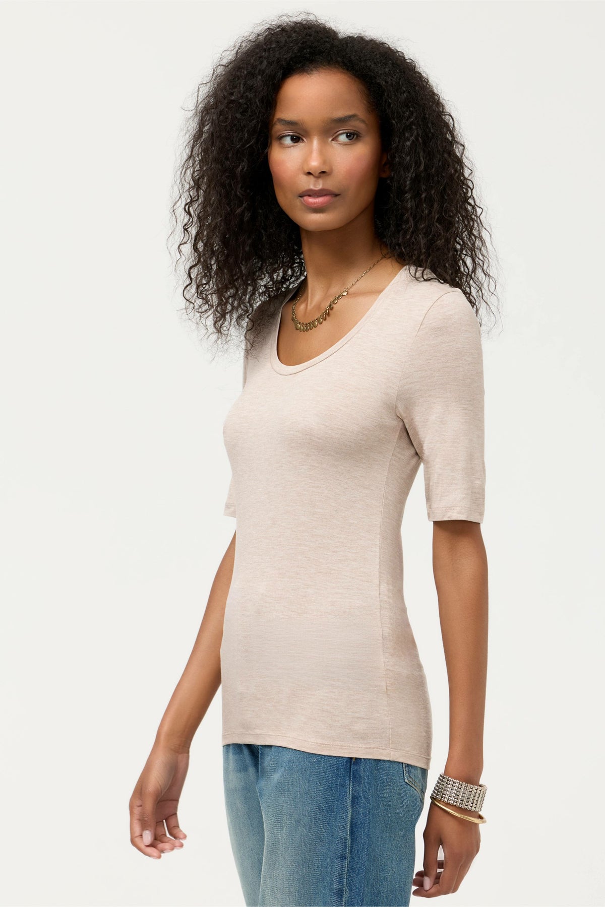 ESSENTIALS ELBOW SLEEVE SCOOP NECK