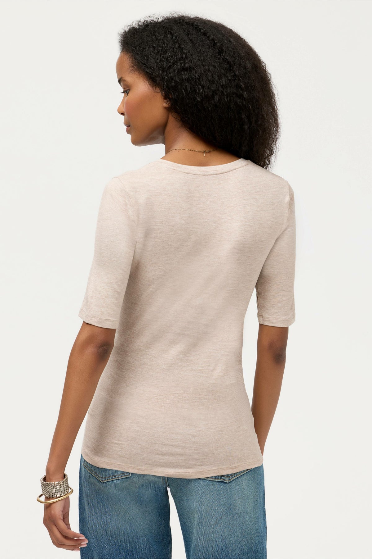ESSENTIALS ELBOW SLEEVE SCOOP NECK