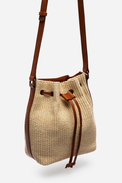 ITALIAN RAFFIA CINCH BUCKET BAG