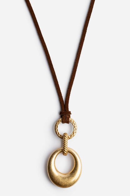 SUEDE RINGS PENDANT NECKLACE