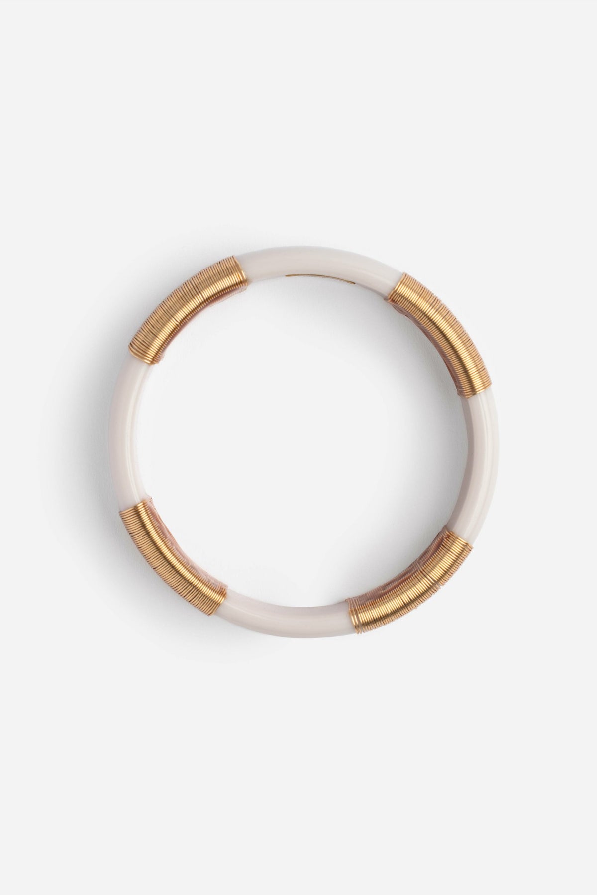 GOLD WIRE WRAP BRACELET