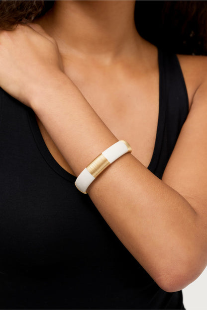 GOLD WIRE WRAP BRACELET