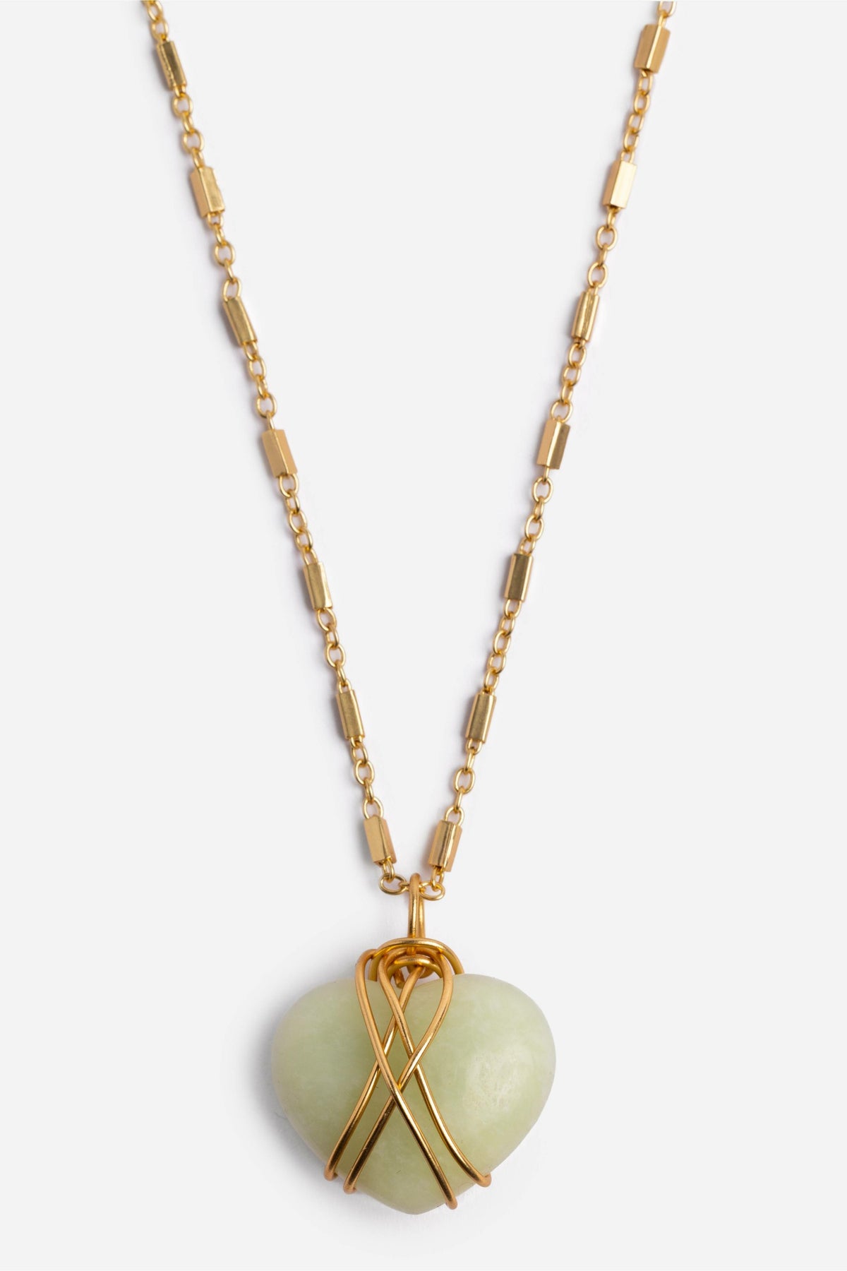 WIRE WRAPPED HEART PENDANT NECKLACE
