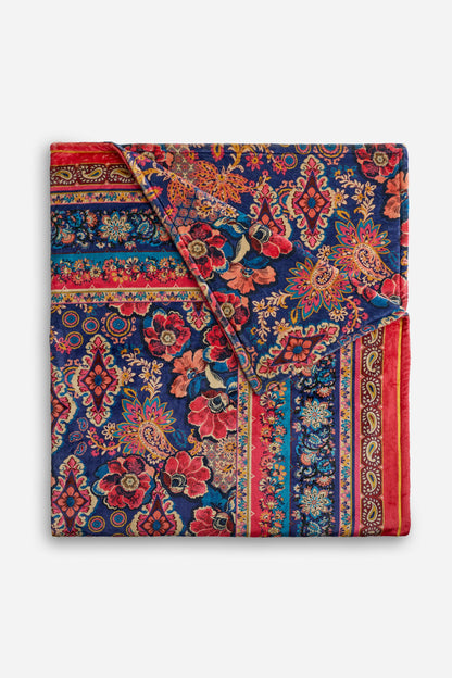 Laurel Canyon Cozy Blanket