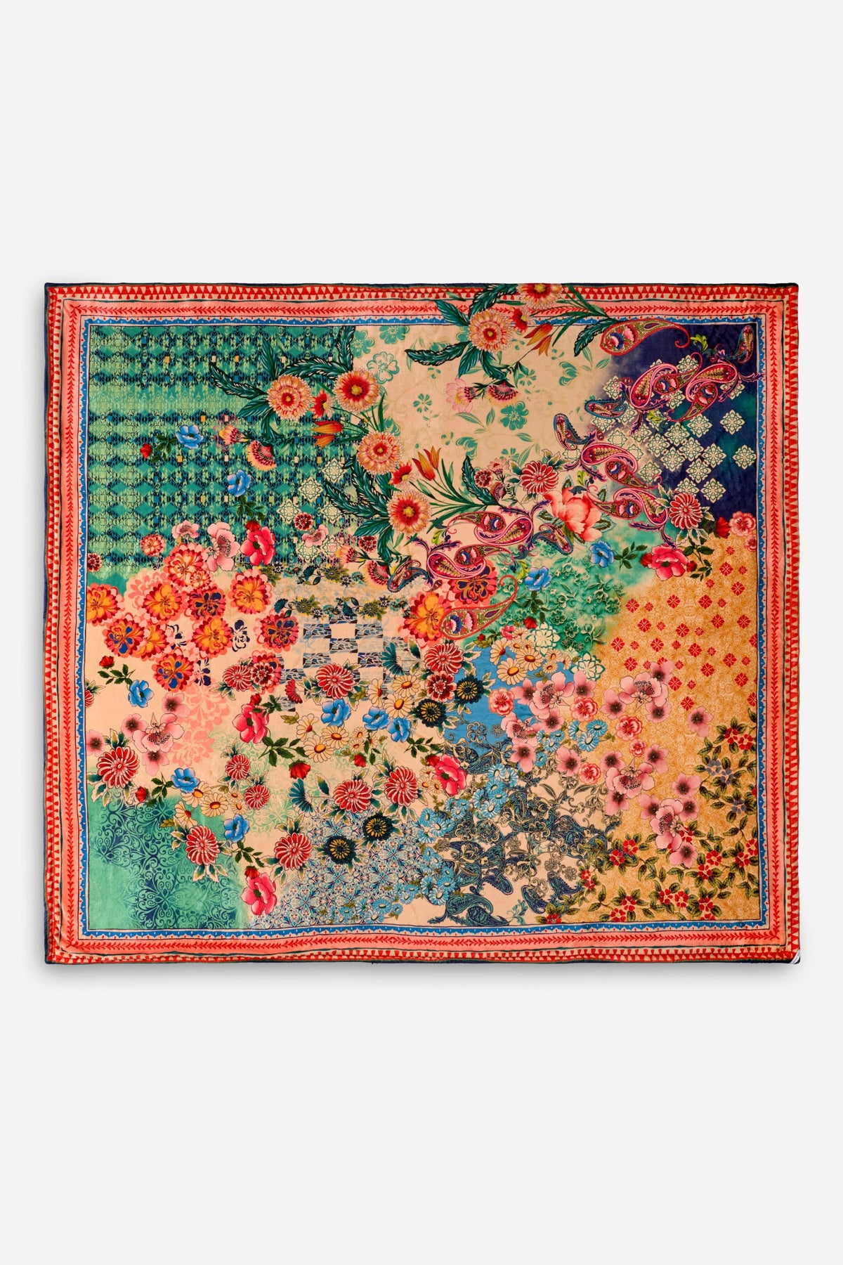 Laurel Canyon Cozy Blanket