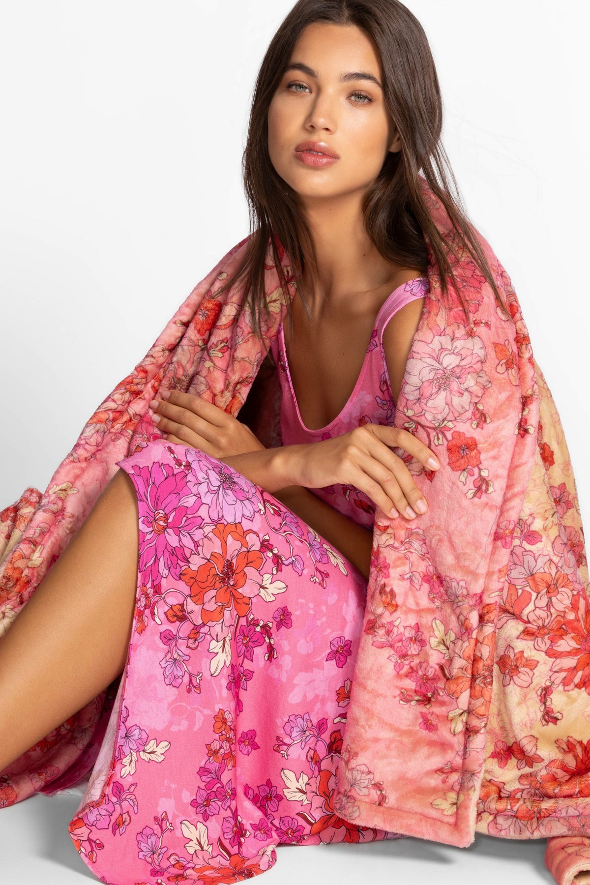 LAUREL CANYON COZY BLANKET