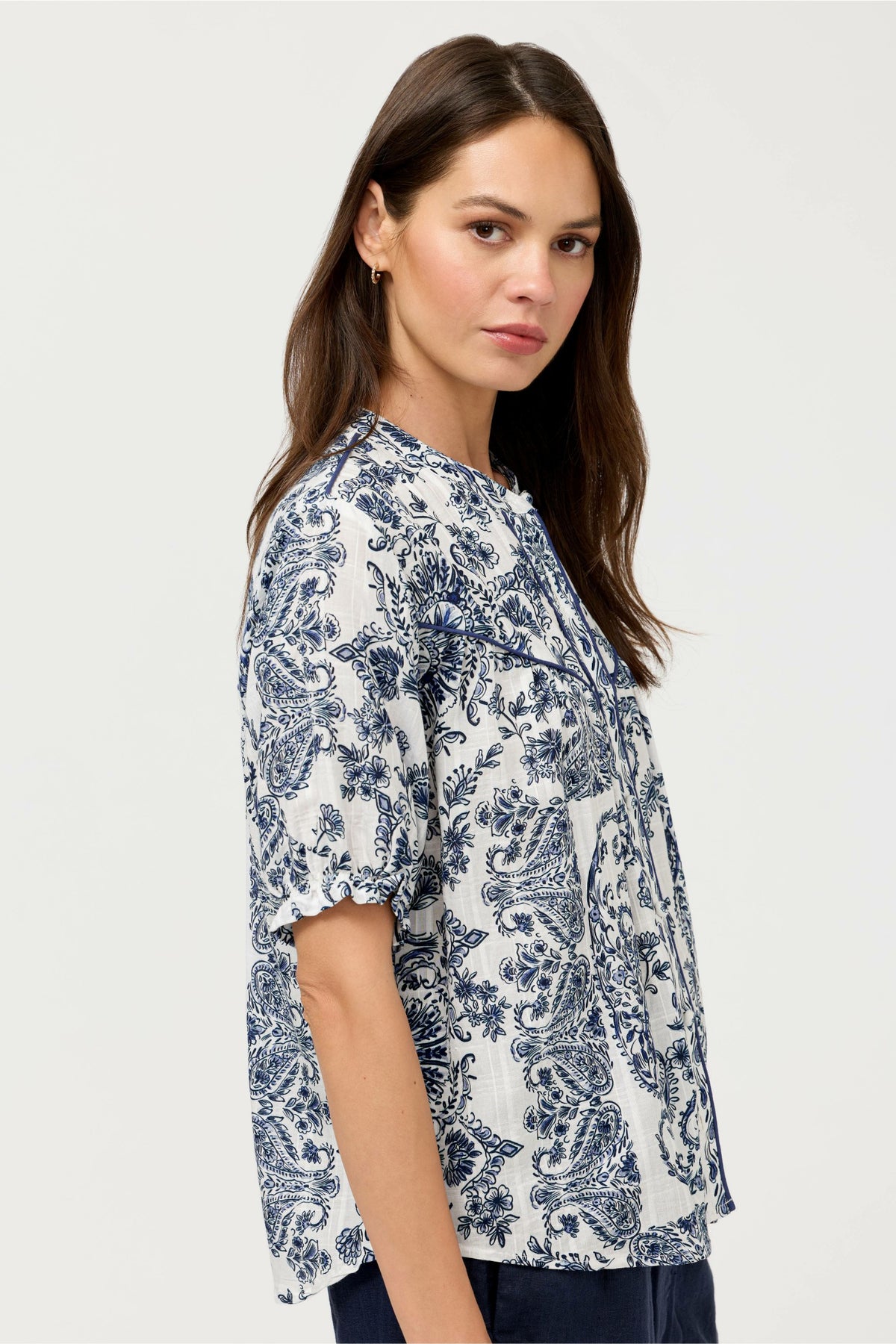 SHORT SLEEVE WESTERN SHIRRED YOKE BLOUSE