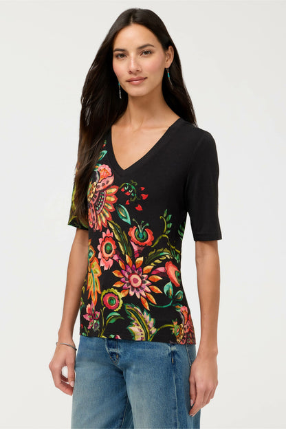 THE JANIE FAVORITE FITTED V-NECK ELBOW SLEEVE TEE