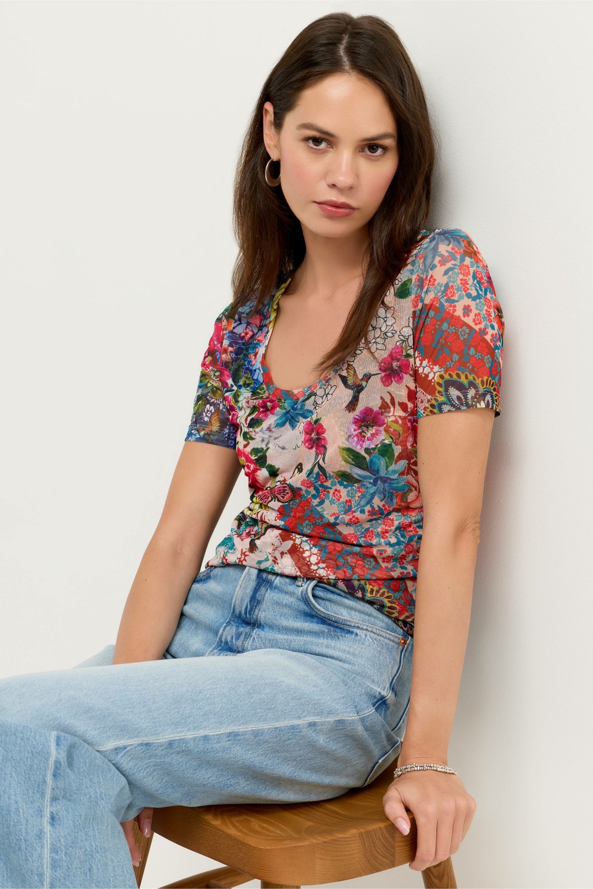 SHORT SLEEVE SCOOP NECK MESH TEE