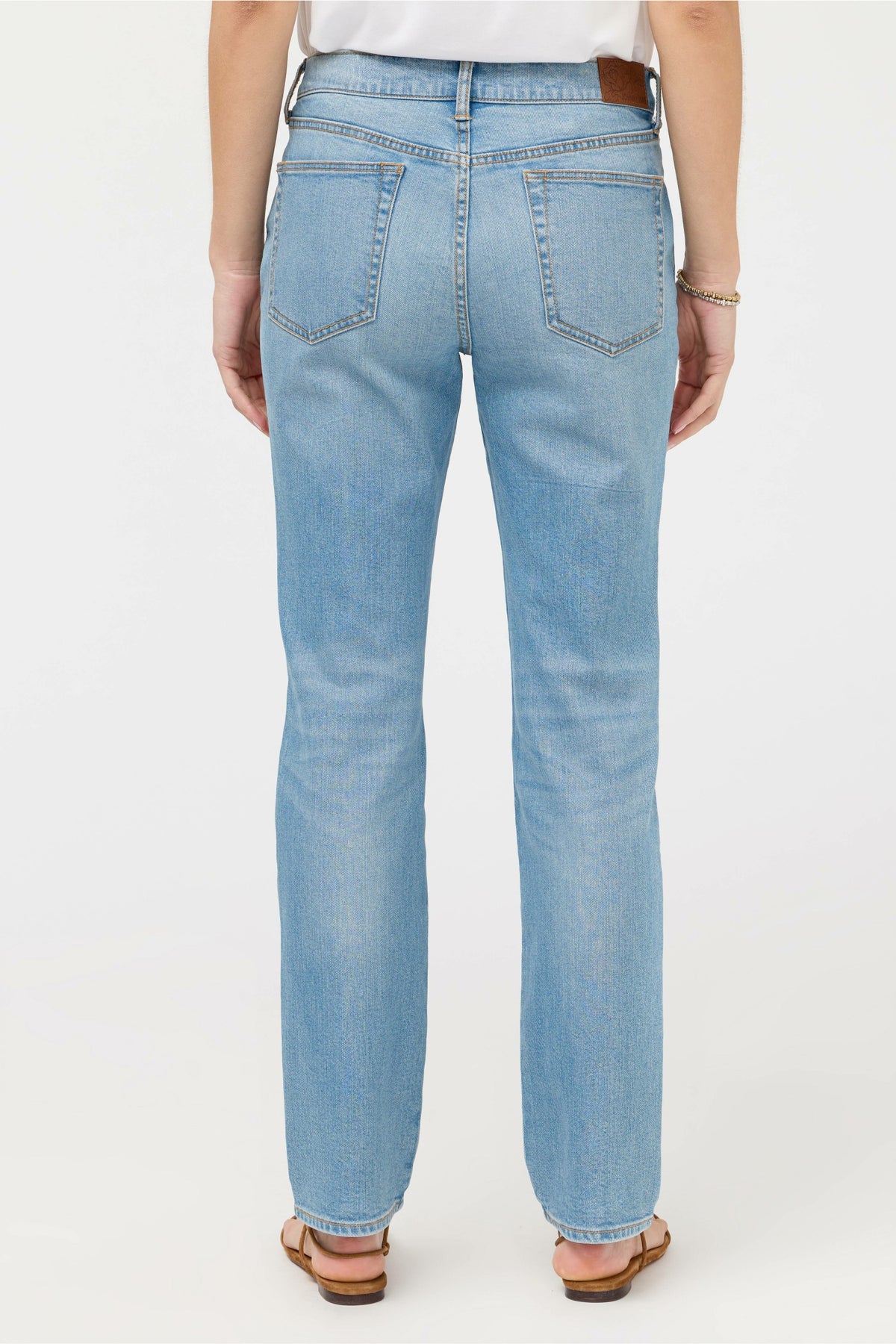 THE STRAIGHT LEG BOYFRIEND JEAN