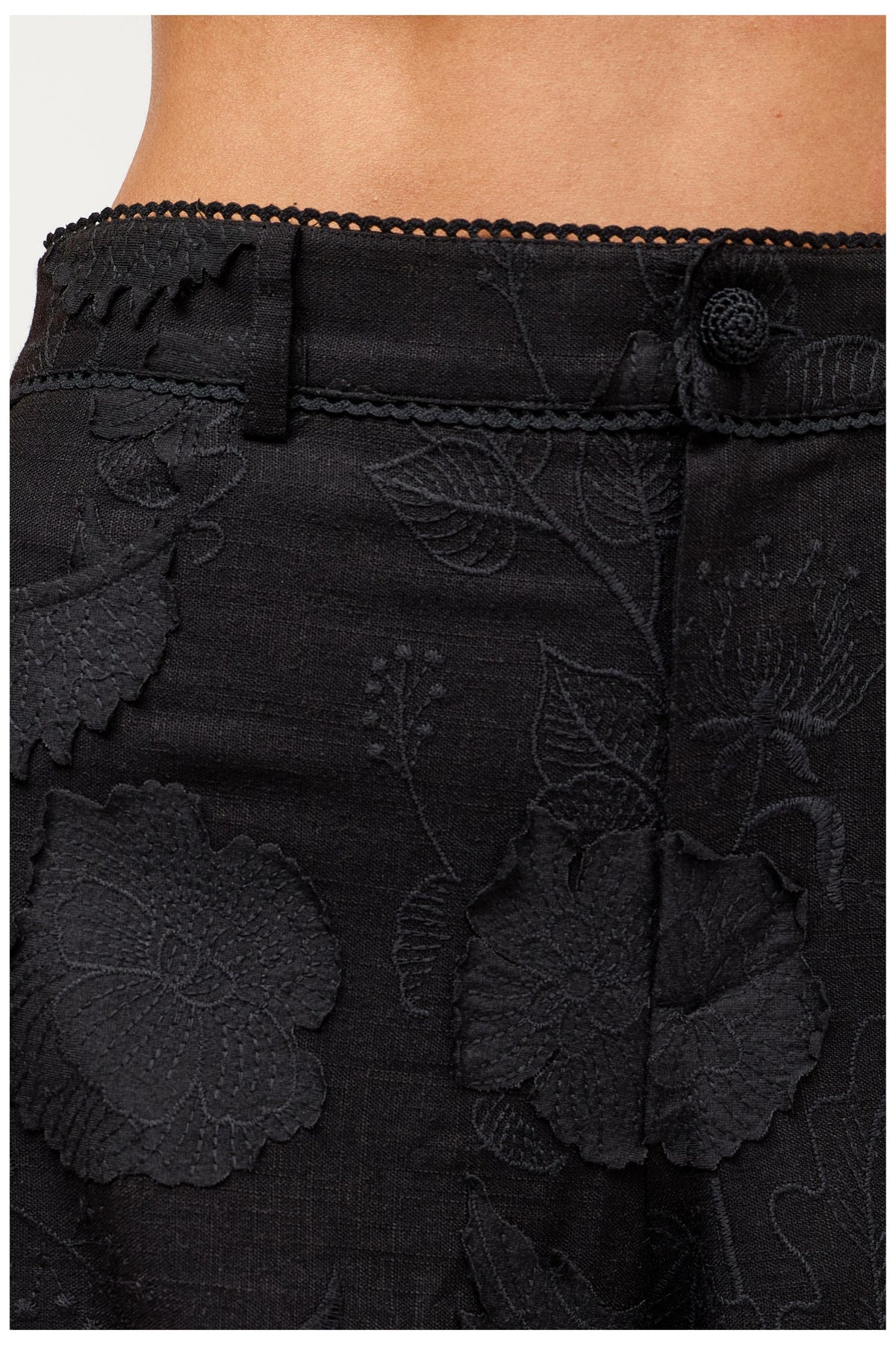 JANICY BERMUDA SHORT