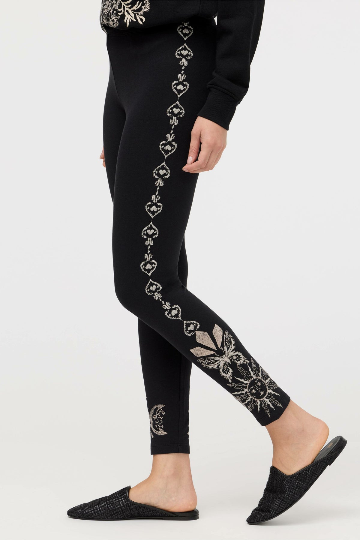 BEE ACTIVE EMBROIDERED LEGGING