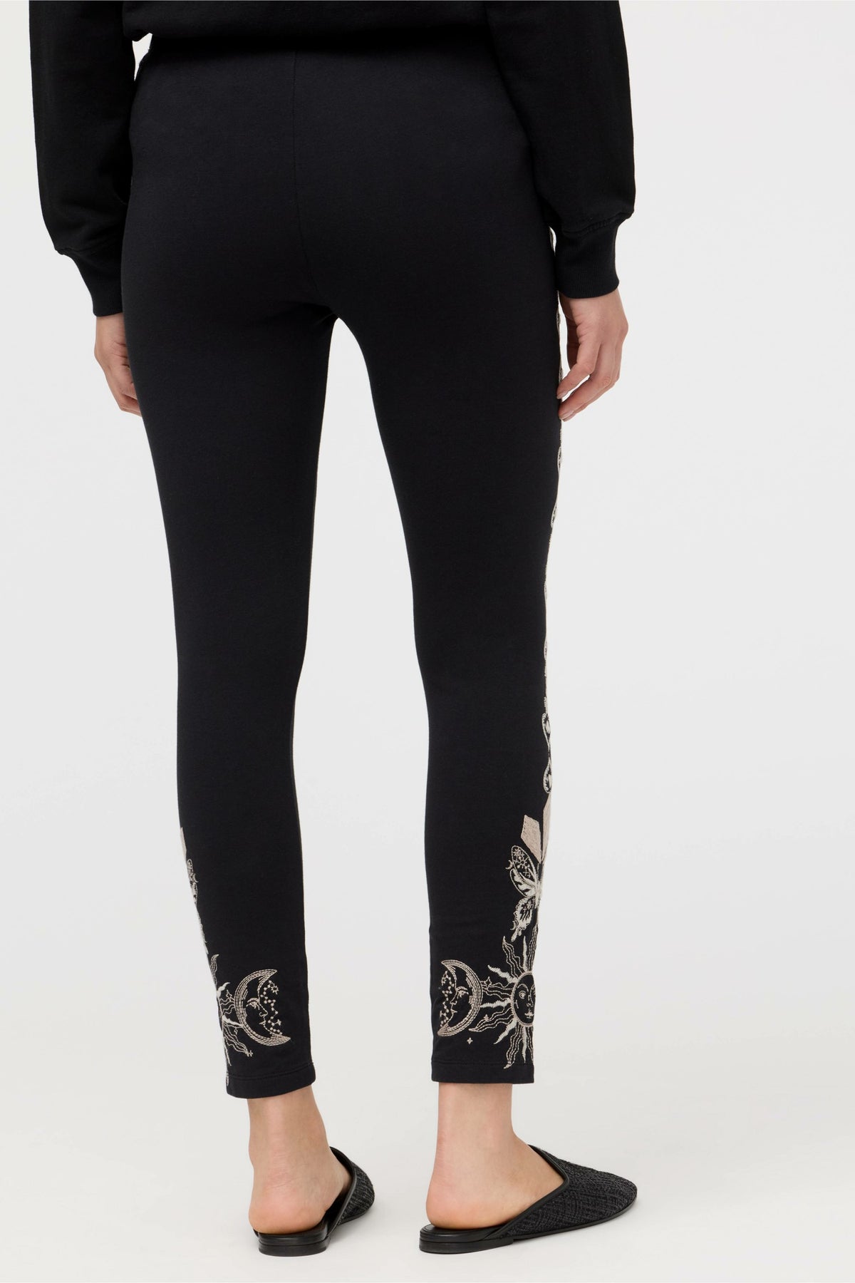 BEE ACTIVE EMBROIDERED LEGGING