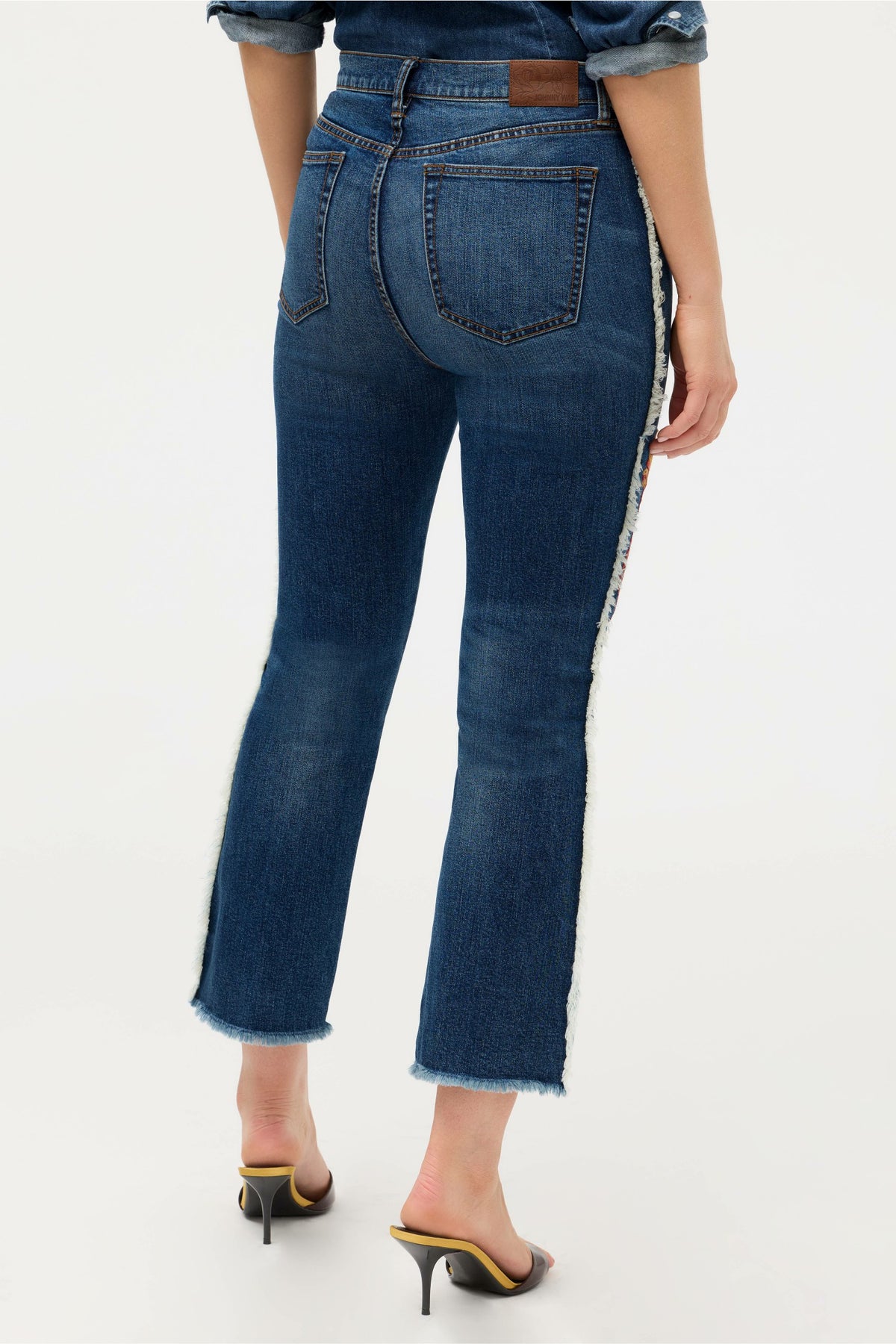 THE FRINGE CROPPED BABY BOOT JEAN