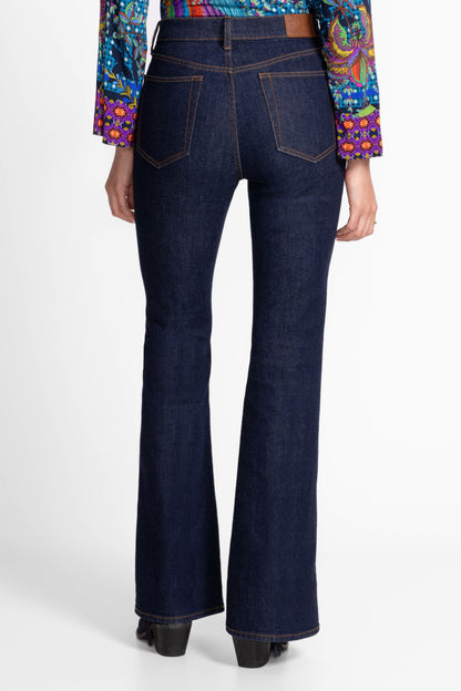 THE HIGH RISE FLARE JEAN