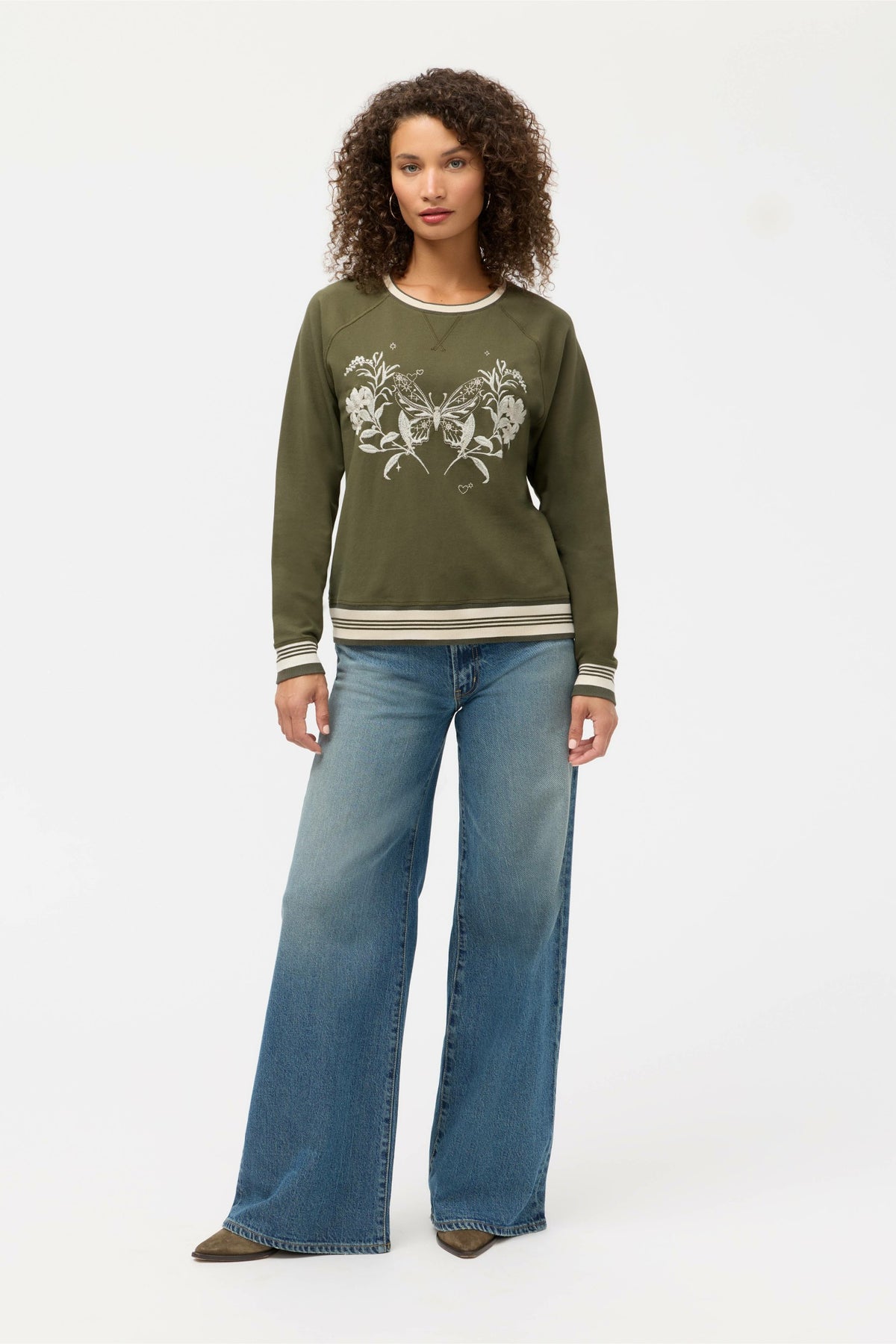BEE ACTIVE RAGLAN CREW NECK SWEATSHIRT