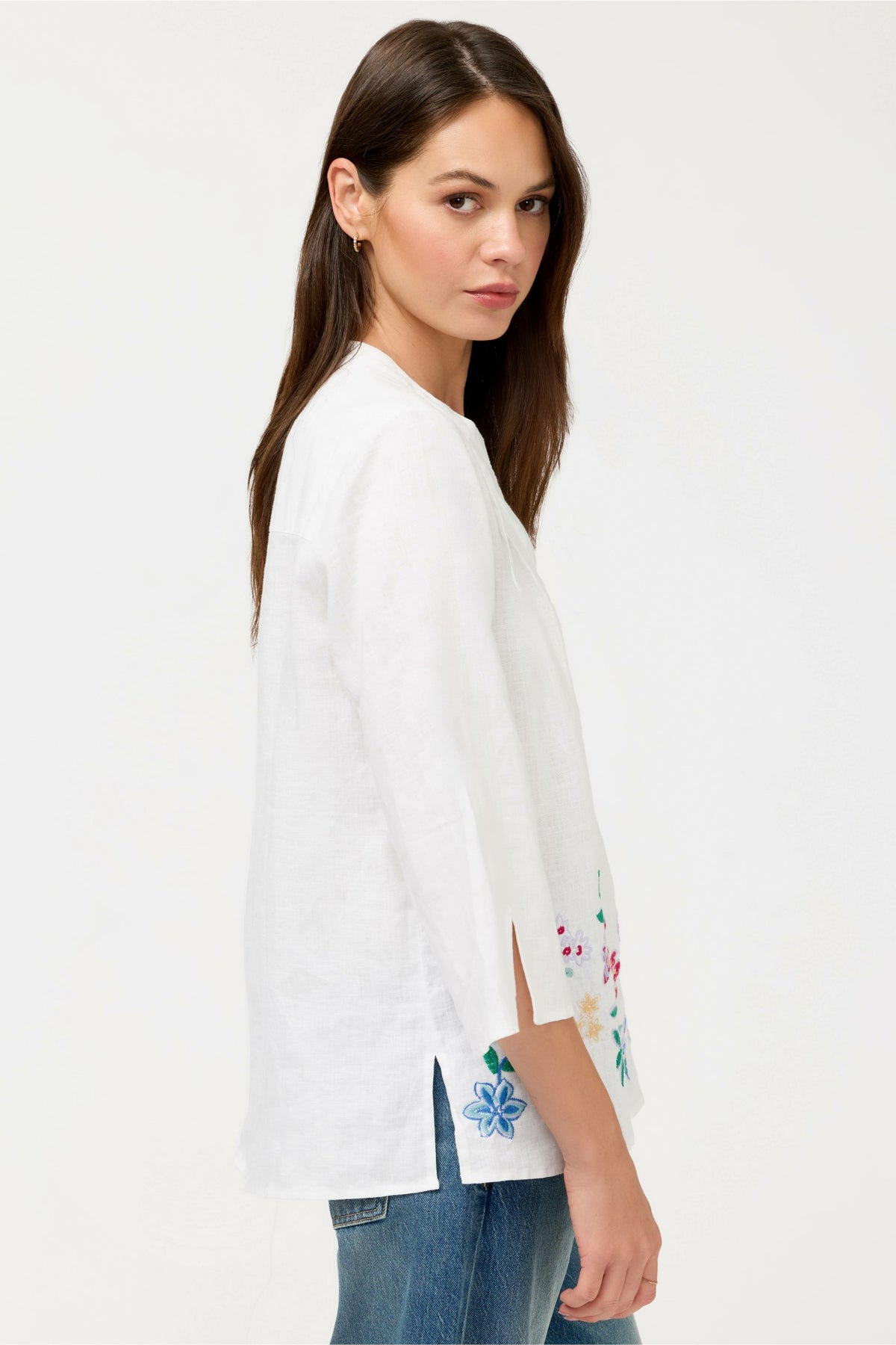 SLOANE V-NECK LINEN BLOUSE