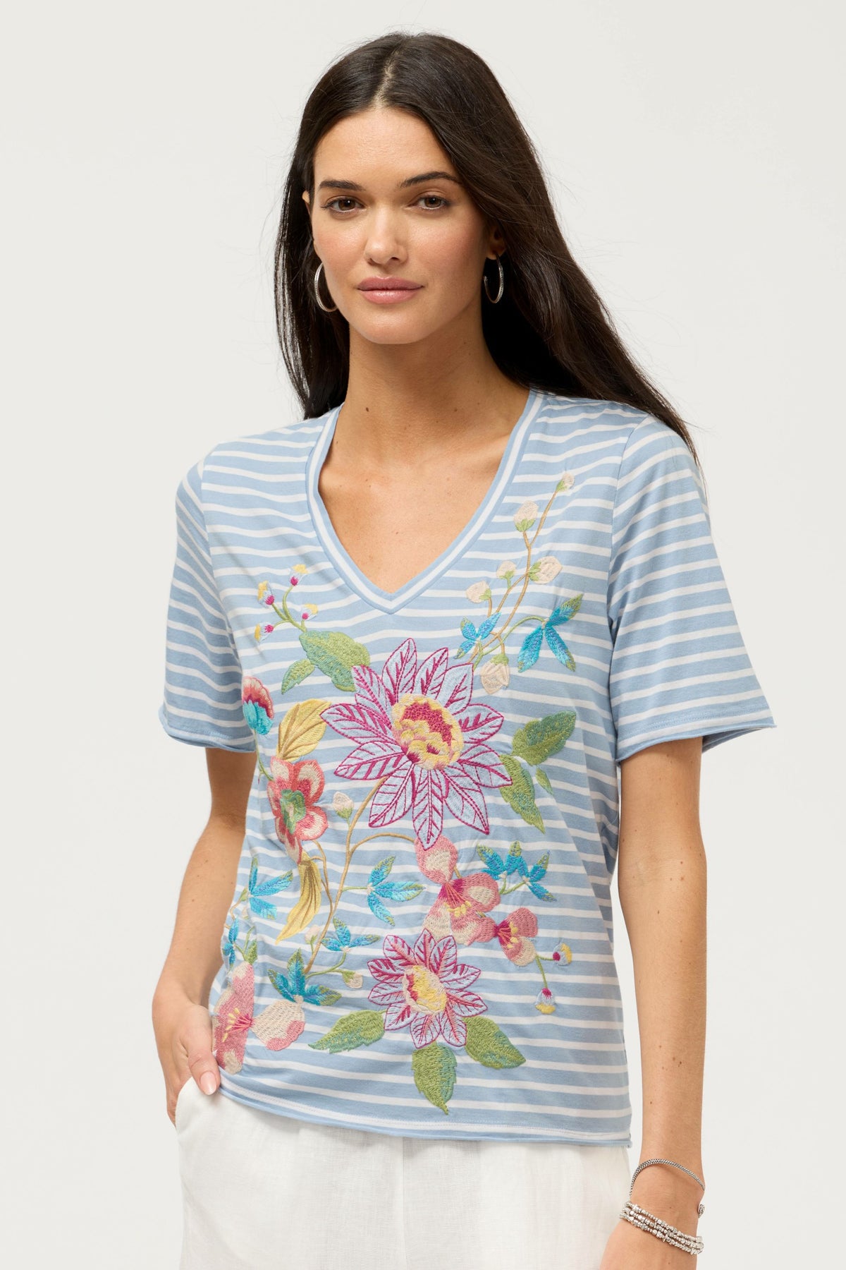 RAW HEM V-NECK TEE