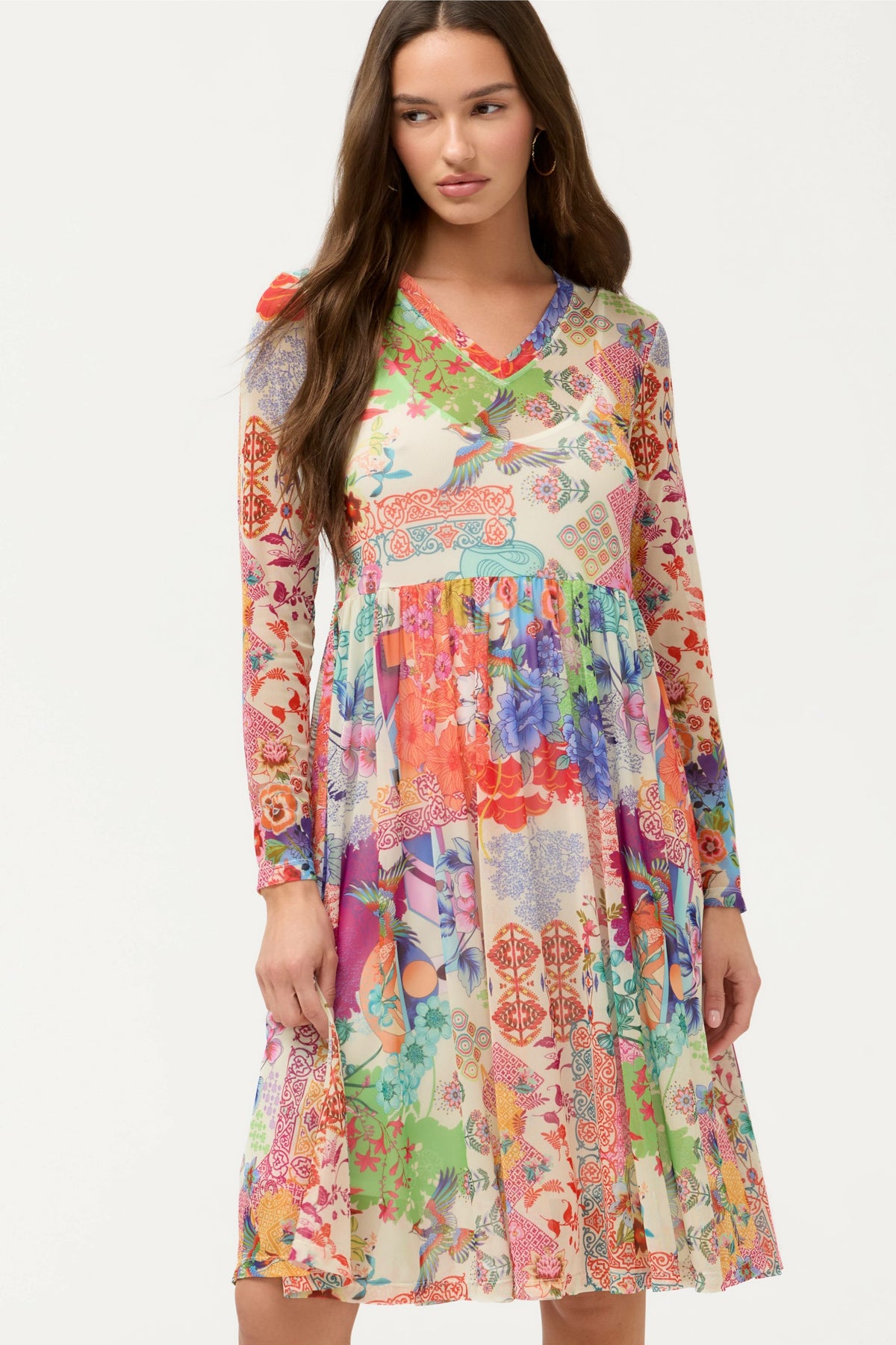 LONG SLEEVE V-NECK MESH SINGLE TIER DRESS