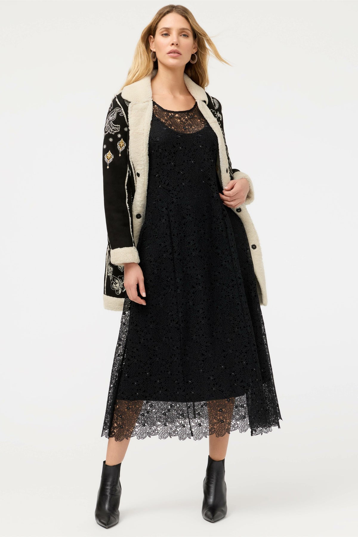 VANTI LACE DRESS