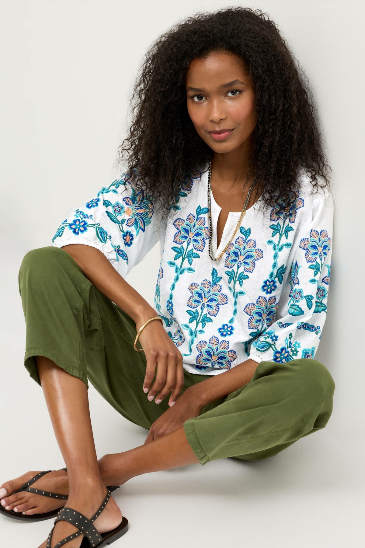 SPLIT NECK LINEN BLOUSE