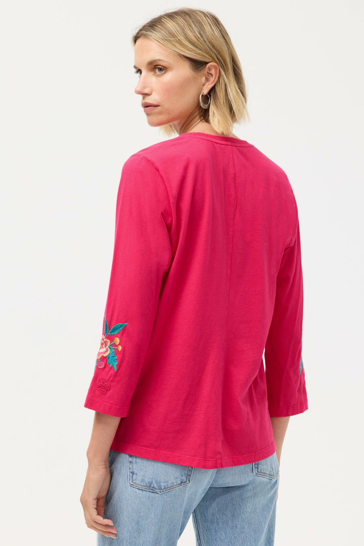 3/4 SLEEVE TRAPUNTO V-NECK TEE