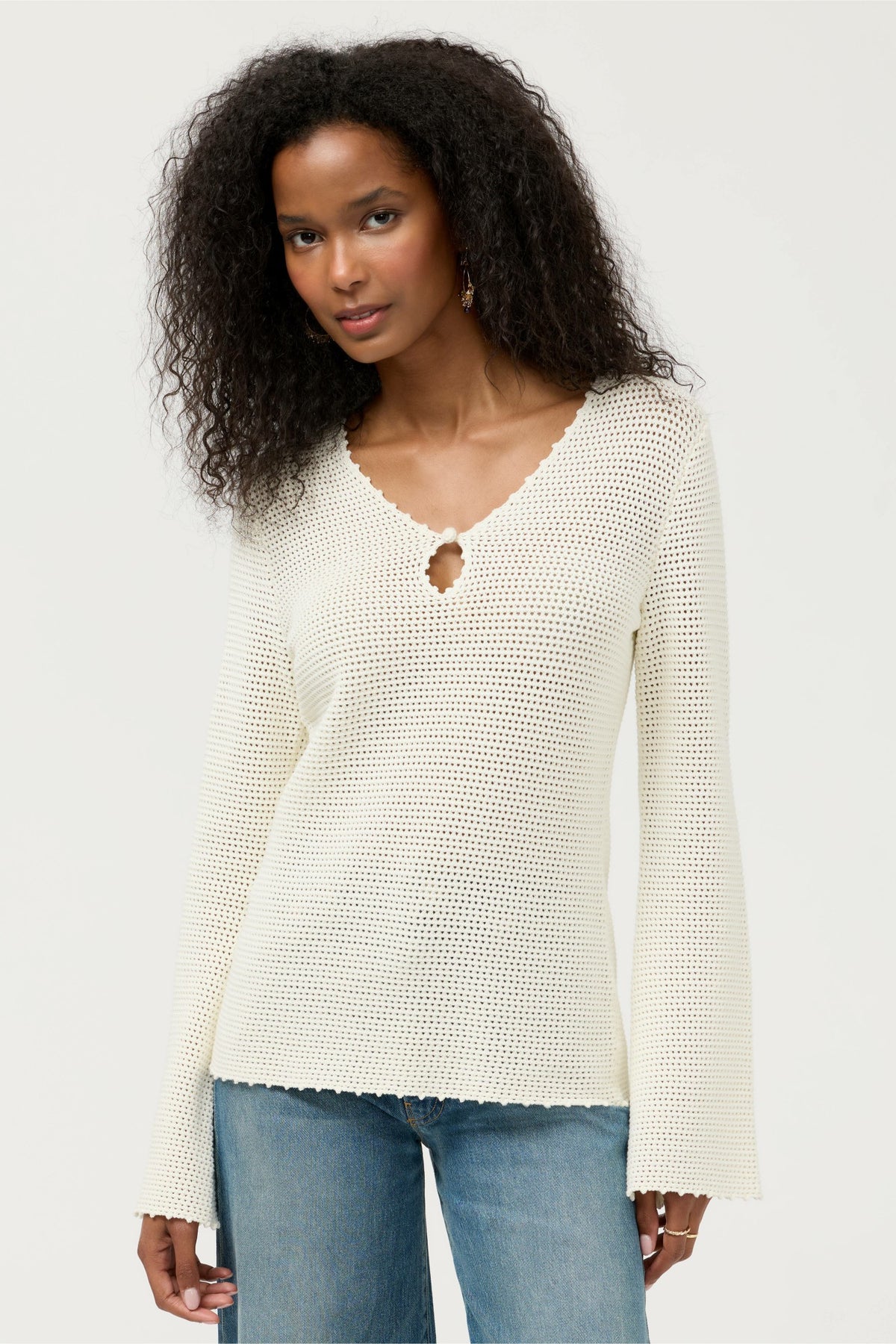 THE KEYHOLE PULLOVER