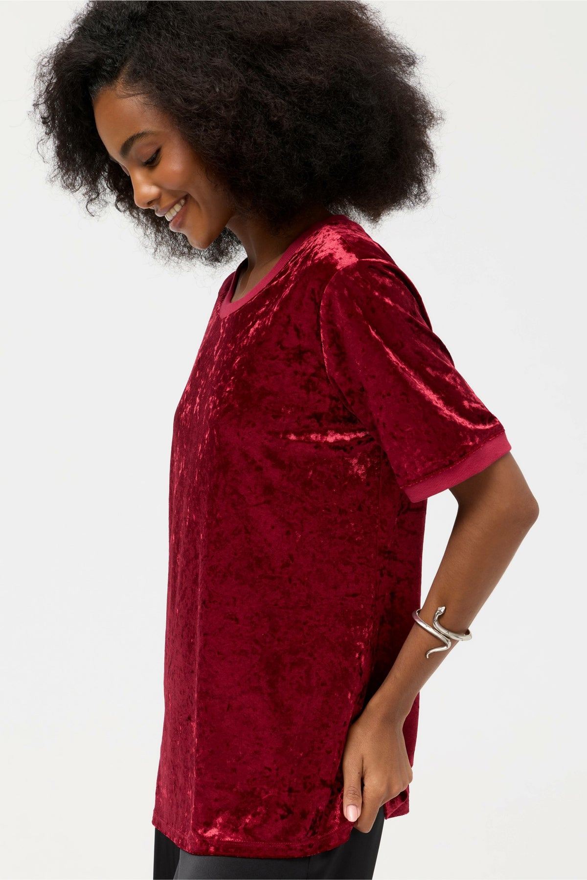 THE VELVET TEE