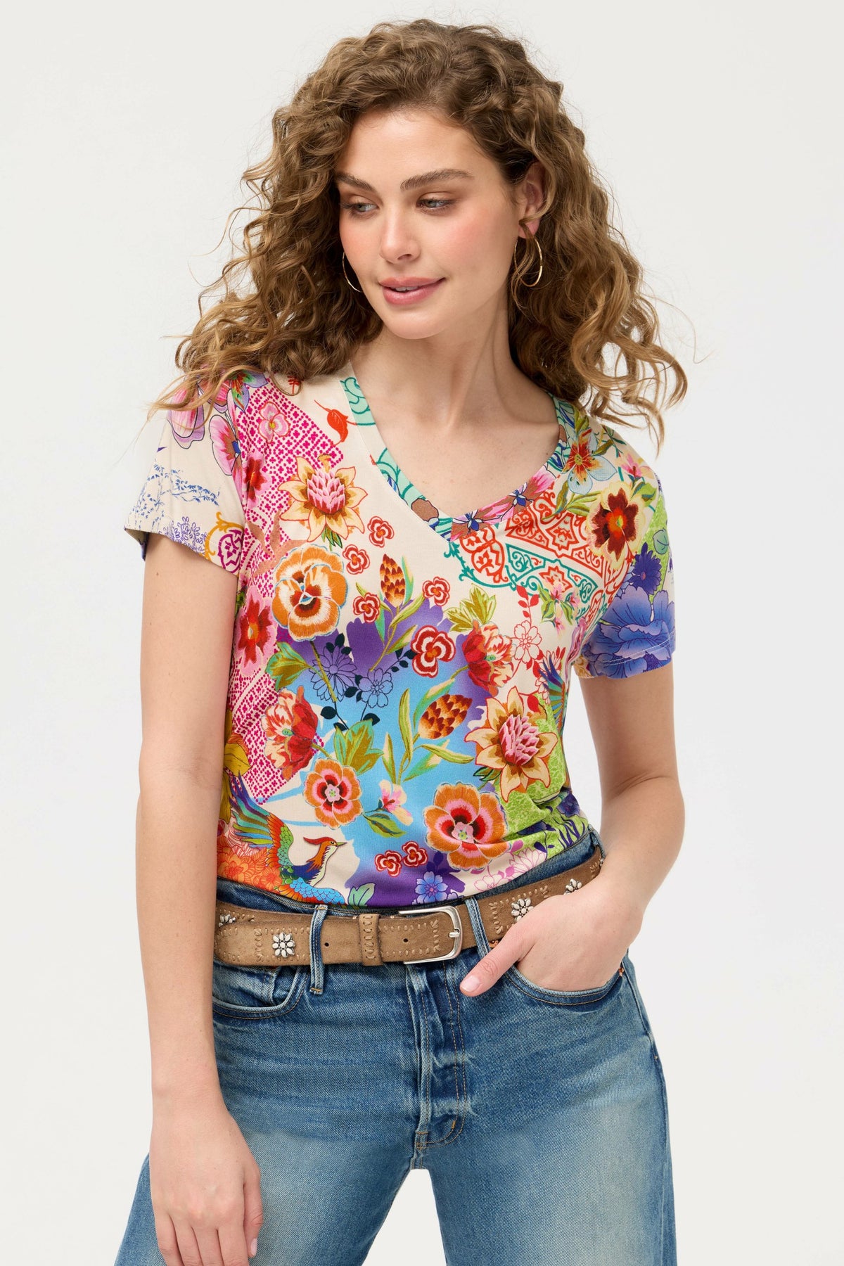 The Janie Favorite Short Sleeve V-Neck Tee