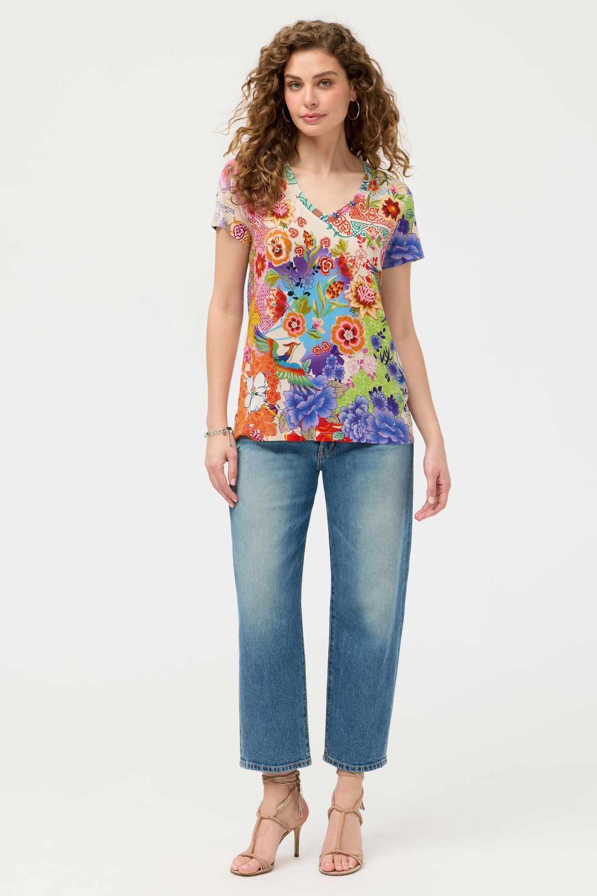 The Janie Favorite Short Sleeve V-Neck Tee