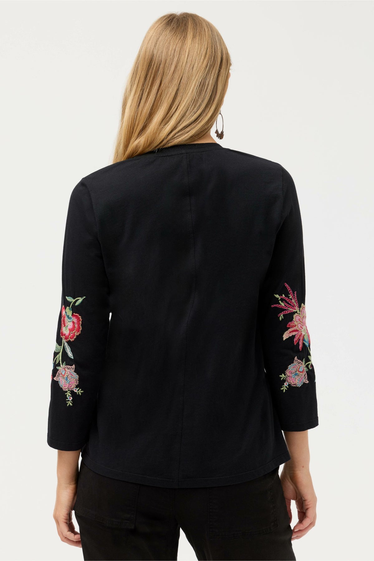 3/4 SLEEVE TRAPUNTO V-NECK TEE