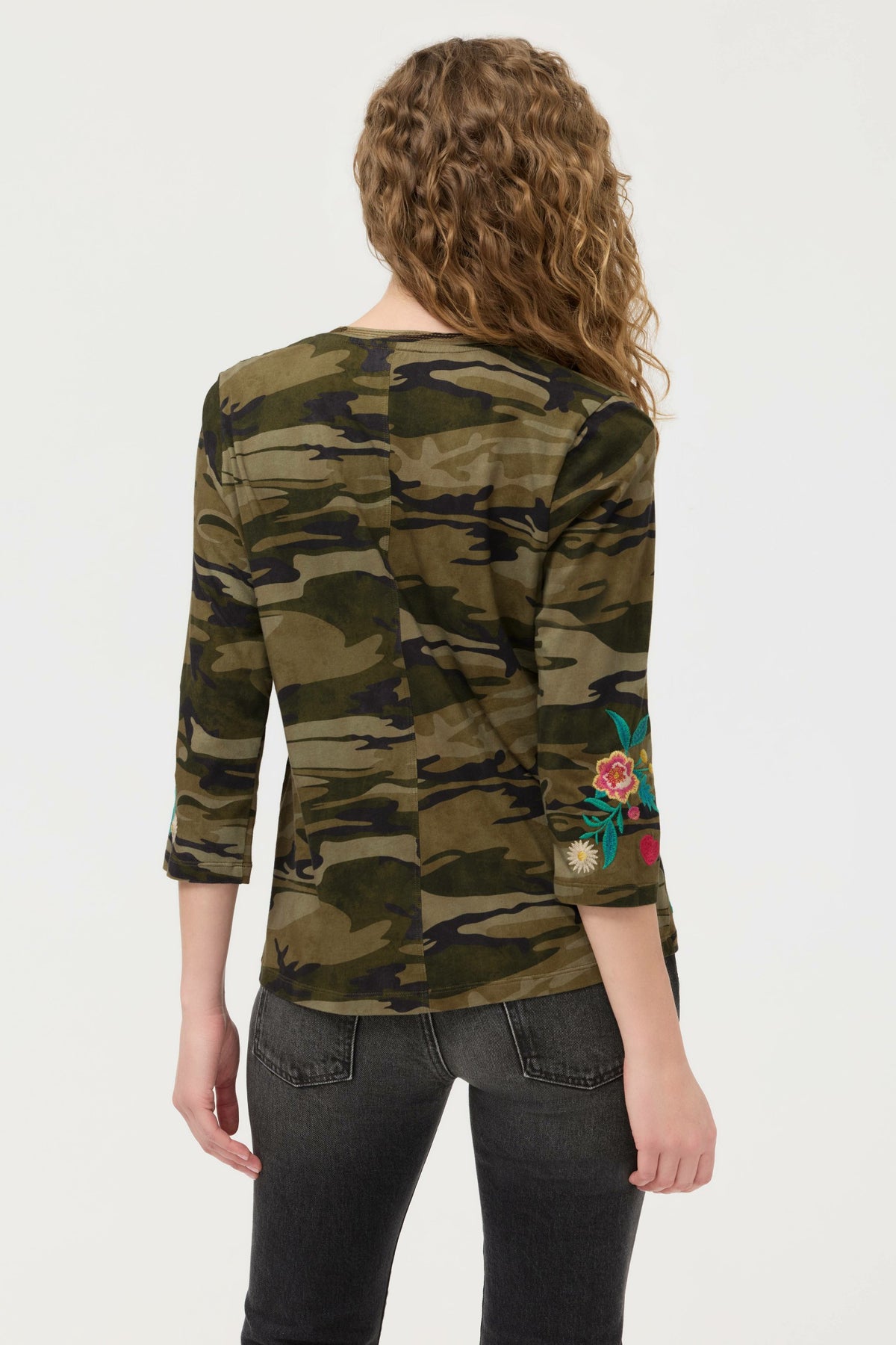 3/4 SLEEVE TRAPUNTO V-NECK TEE