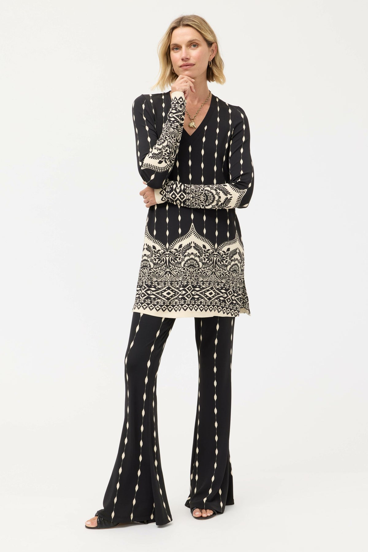 MOLLEE FLARE PANT