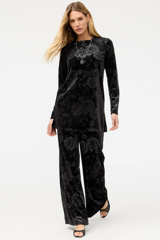 EMBOSSED STRETCH VELVET WIDE LEG PANT