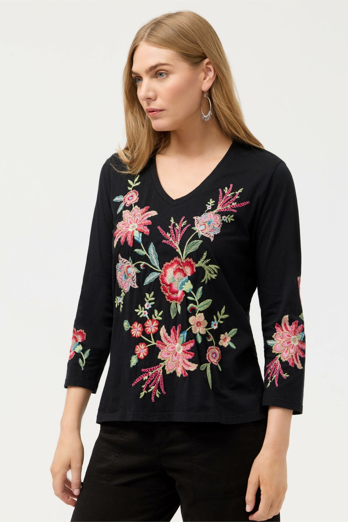3/4 SLEEVE TRAPUNTO V-NECK TEE
